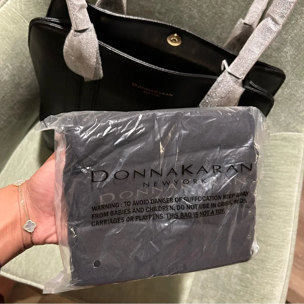 Donna Karan Black Structured Tote NEW WITH TAGS NWT - Picture 8 of 13